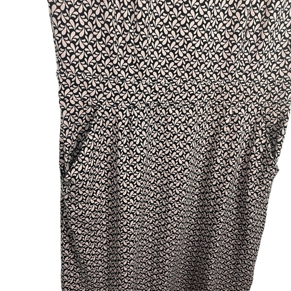 Boden Women’s Florrie Jersey Floral Dress in Dusty Pink/Black Size 10 - Picture 4 of 13